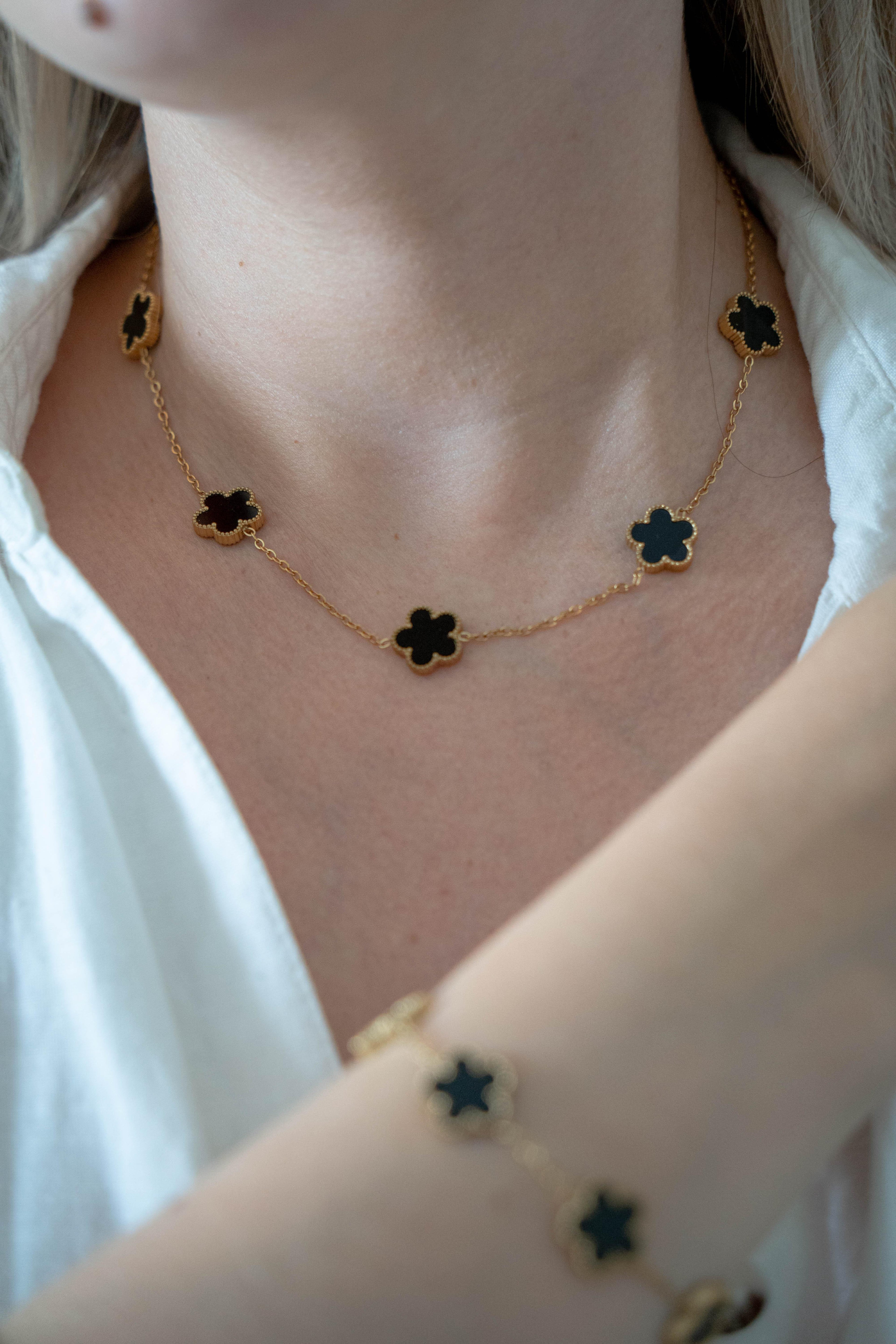 Collier Lyra Noir